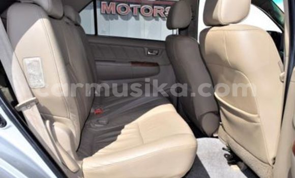 Tenga Tsaru Toyota Fortuner Sirivha Mota in Beitbridge in Matabeleland South Tenga Tsaru Toyota Fortuner Sirivha Mota in Beitbridge in Matabeleland South