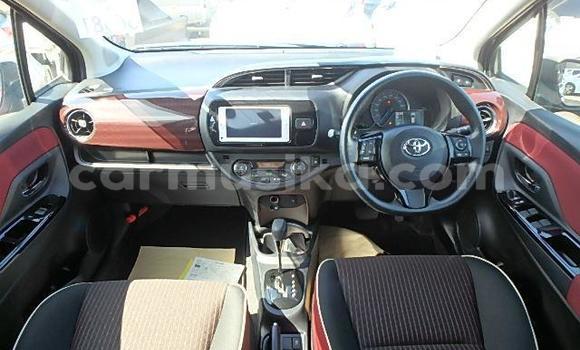 Acheter Occasion Voiture Toyota Yaris Rouge à Beitbridge, Matabeleland South Acheter Occasion Voiture Toyota Yaris Rouge à Beitbridge, Matabeleland South