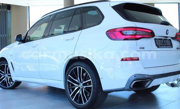 Acheter Occasion Voiture BMW X5 Blanc à Beitbridge, Matabeleland South Acheter Occasion Voiture BMW X5 Blanc à Beitbridge, Matabeleland South