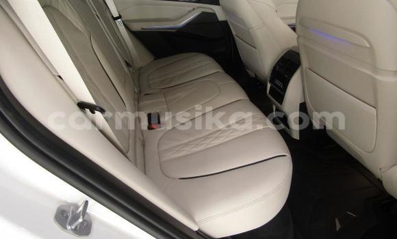 Acheter Occasion Voiture BMW X5 Blanc à Beitbridge, Matabeleland South Acheter Occasion Voiture BMW X5 Blanc à Beitbridge, Matabeleland South