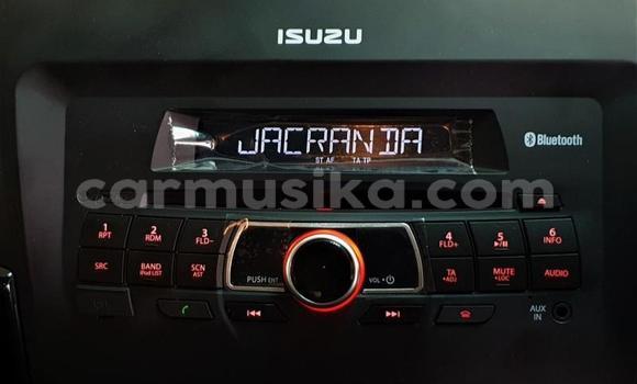 Acheter Occasion Voiture Isuzu KB Blanc à Beitbridge, Matabeleland South Acheter Occasion Voiture Isuzu KB Blanc à Beitbridge, Matabeleland South