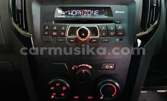 Acheter Occasion Voiture Isuzu KB Blanc à Beitbridge, Matabeleland South Acheter Occasion Voiture Isuzu KB Blanc à Beitbridge, Matabeleland South