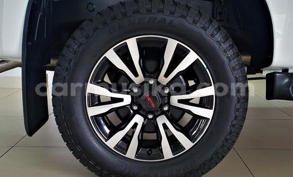 Acheter Occasion Voiture Isuzu KB Blanc à Beitbridge, Matabeleland South Acheter Occasion Voiture Isuzu KB Blanc à Beitbridge, Matabeleland South