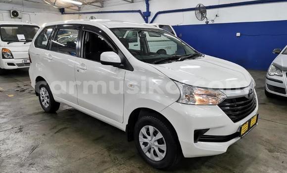 Buy Used Toyota Avanza White Car in Beitbridge in Matabeleland South Buy Used Toyota Avanza White Car in Beitbridge in Matabeleland South