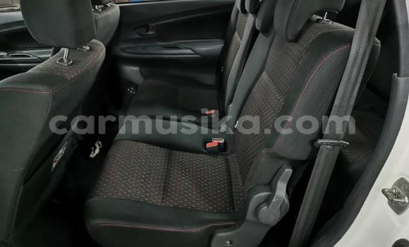 Nunua Ilio tumika Toyota Avanza Nyeupe Gari ndani ya Beitbridge nchini Matabeleland Kusini Nunua Ilio tumika Toyota Avanza Nyeupe Gari ndani ya Beitbridge nchini Matabeleland Kusini