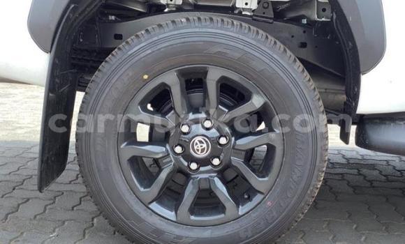 Tenga Tsaru Toyota Hilux Chena Mota in Beitbridge in Matabeleland South Tenga Tsaru Toyota Hilux Chena Mota in Beitbridge in Matabeleland South