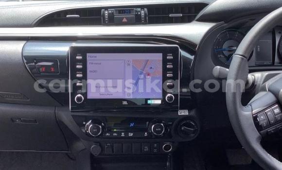 Tenga Tsaru Toyota Hilux Chena Mota in Beitbridge in Matabeleland South Tenga Tsaru Toyota Hilux Chena Mota in Beitbridge in Matabeleland South