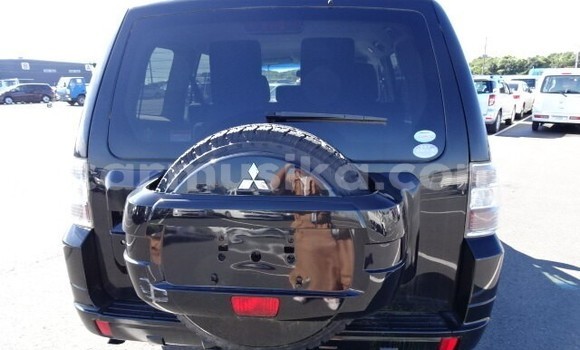 Buy Import Mitsubishi Pajero Black Car in Beitbridge in Matabeleland South Buy Import Mitsubishi Pajero Black Car in Beitbridge in Matabeleland South