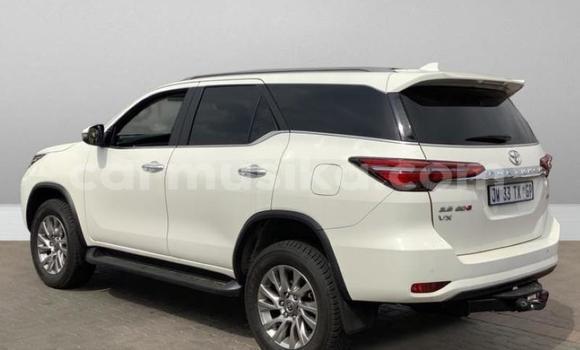Tenga Tsaru Toyota Fortuner Chena Mota in Beitbridge in Matabeleland South Tenga Tsaru Toyota Fortuner Chena Mota in Beitbridge in Matabeleland South