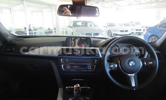 Tenga Tsaru BMW 3–Series Bhuruu Mota in Beitbridge in Matabeleland South Tenga Tsaru BMW 3–Series Bhuruu Mota in Beitbridge in Matabeleland South