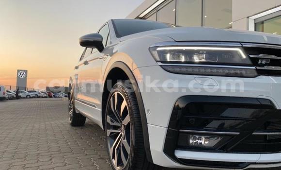 Acheter Occasion Voiture Volkswagen Tiguan Blanc à Beitbridge, Matabeleland South Acheter Occasion Voiture Volkswagen Tiguan Blanc à Beitbridge, Matabeleland South