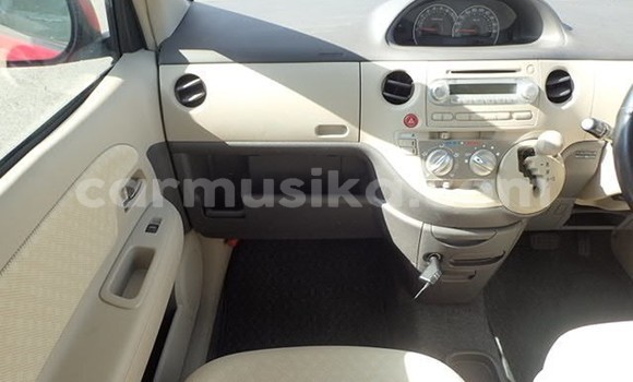 Buy Import Toyota Sienta Red Car in Beitbridge in Matabeleland South Buy Import Toyota Sienta Red Car in Beitbridge in Matabeleland South