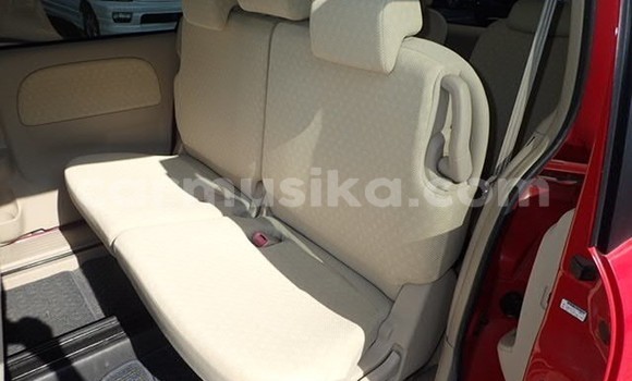 Buy Import Toyota Sienta Red Car in Beitbridge in Matabeleland South Buy Import Toyota Sienta Red Car in Beitbridge in Matabeleland South