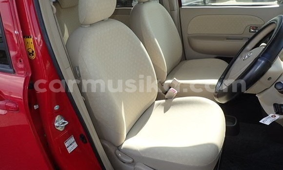 Buy Import Toyota Sienta Red Car in Beitbridge in Matabeleland South Buy Import Toyota Sienta Red Car in Beitbridge in Matabeleland South