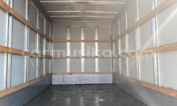 Acheter Occasion Utilitaire Toyota Dyna Blanc à Beitbridge, Matabeleland South Acheter Occasion Utilitaire Toyota Dyna Blanc à Beitbridge, Matabeleland South