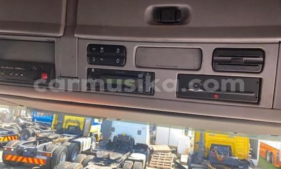 Buy Used Mercedes‒Benz Truck White Truck in Beitbridge in Matabeleland South Buy Used Mercedes‒Benz Truck White Truck in Beitbridge in Matabeleland South