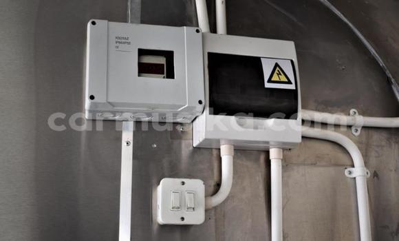 Acheter Occasion Utilitaire Hino 300 Blanc à Beitbridge, Matabeleland South Acheter Occasion Utilitaire Hino 300 Blanc à Beitbridge, Matabeleland South