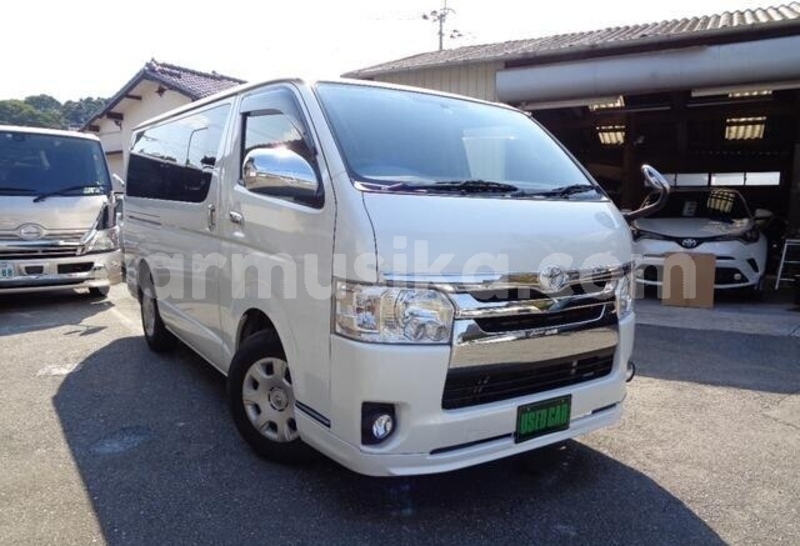 Big with watermark toyota hiace matabeleland south beitbridge 25223