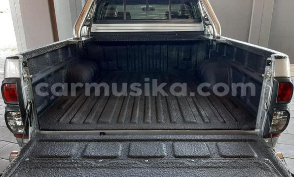 Acheter Occasion Voiture Toyota Hilux Autre à Beitbridge, Matabeleland South Acheter Occasion Voiture Toyota Hilux Autre à Beitbridge, Matabeleland South