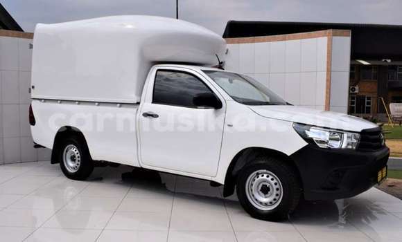 Acheter Occasion Voiture Toyota Hilux Blanc à Beitbridge, Matabeleland South Acheter Occasion Voiture Toyota Hilux Blanc à Beitbridge, Matabeleland South
