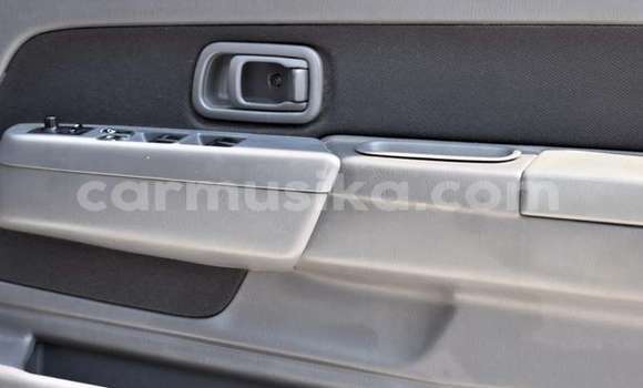 Nunua Ilio tumika Nissan Hardbody Nyeupe Gari ndani ya Beitbridge nchini Matabeleland Kusini Nunua Ilio tumika Nissan Hardbody Nyeupe Gari ndani ya Beitbridge nchini Matabeleland Kusini