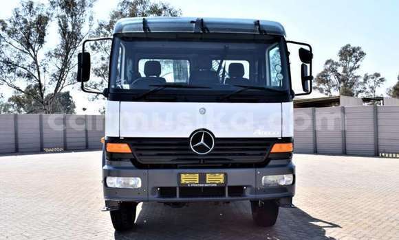 Buy Used Mercedes‒Benz Atego White Truck in Beitbridge in Matabeleland South Buy Used Mercedes‒Benz Atego White Truck in Beitbridge in Matabeleland South