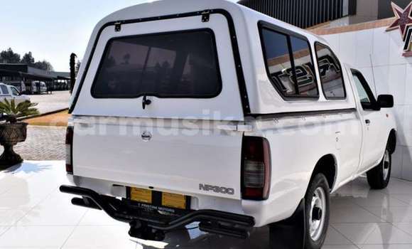 Acheter Occasion Voiture Nissan NP 300 Blanc à Beitbridge, Matabeleland South Acheter Occasion Voiture Nissan NP 300 Blanc à Beitbridge, Matabeleland South