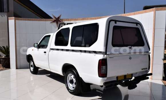 Acheter Occasion Voiture Nissan NP 300 Blanc à Beitbridge, Matabeleland South Acheter Occasion Voiture Nissan NP 300 Blanc à Beitbridge, Matabeleland South