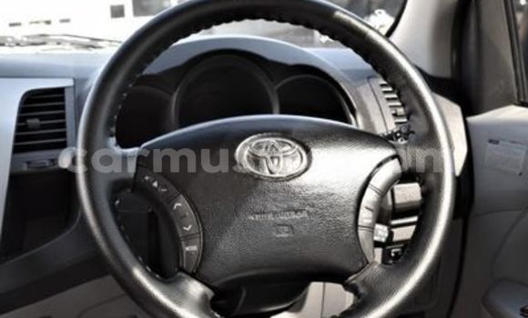 Buy Used Toyota Hilux Blue Car in Beitbridge in Matabeleland South Buy Used Toyota Hilux Blue Car in Beitbridge in Matabeleland South