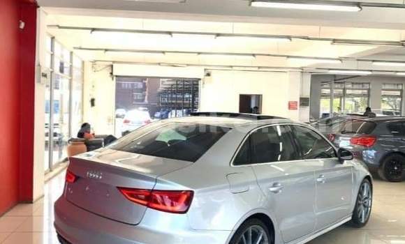 Tenga Tsaru Audi A4 Sirivha Mota in Beitbridge in Matabeleland South Tenga Tsaru Audi A4 Sirivha Mota in Beitbridge in Matabeleland South