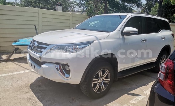 Nunua Mpya Toyota Fortuner Nyeupe Gari ndani ya Harare nchini Harare Nunua Mpya Toyota Fortuner Nyeupe Gari ndani ya Harare nchini Harare