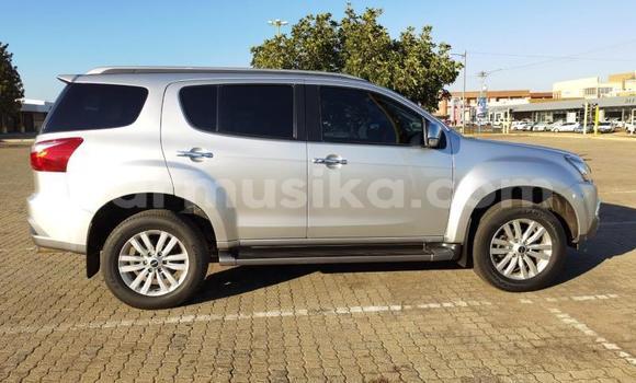Buy Used Isuzu MU-X Brown Car in Bulawayo in Bulawayo Buy Used Isuzu MU-X Brown Car in Bulawayo in Bulawayo