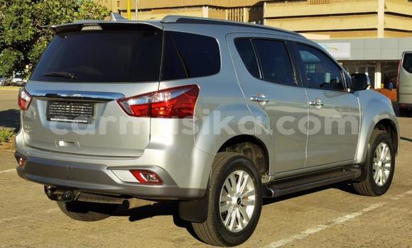 Buy Used Isuzu MU-X Brown Car in Bulawayo in Bulawayo Buy Used Isuzu MU-X Brown Car in Bulawayo in Bulawayo