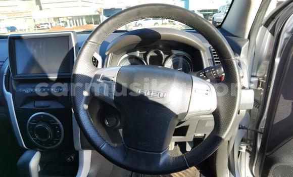 Buy Used Isuzu MU-X Brown Car in Bulawayo in Bulawayo Buy Used Isuzu MU-X Brown Car in Bulawayo in Bulawayo