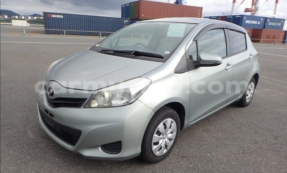 Tenga Tsaru Toyota Vitz Sirivha Mota in Beitbridge in Matabeleland South