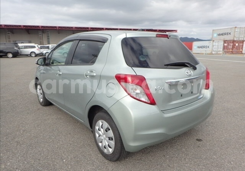 Big with watermark toyota vitz matabeleland south beitbridge 25265