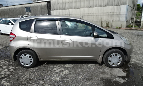 Buy Used Honda Fit Other Car in Beitbridge in Matabeleland South Buy Used Honda Fit Other Car in Beitbridge in Matabeleland South