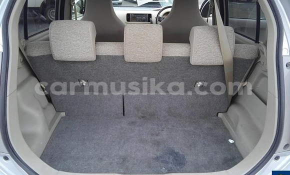 Buy Used Toyota Passo Silver Car in Beitbridge in Matabeleland South Buy Used Toyota Passo Silver Car in Beitbridge in Matabeleland South