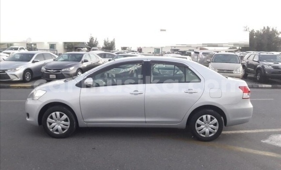 Acheter Occasion Voiture Toyota Belta Gris à Beitbridge, Matabeleland South Acheter Occasion Voiture Toyota Belta Gris à Beitbridge, Matabeleland South