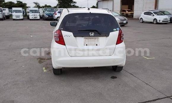 Nunua Ilio tumika Honda Fit Nyingine Gari ndani ya Beitbridge nchini Matabeleland Kusini Nunua Ilio tumika Honda Fit Nyingine Gari ndani ya Beitbridge nchini Matabeleland Kusini