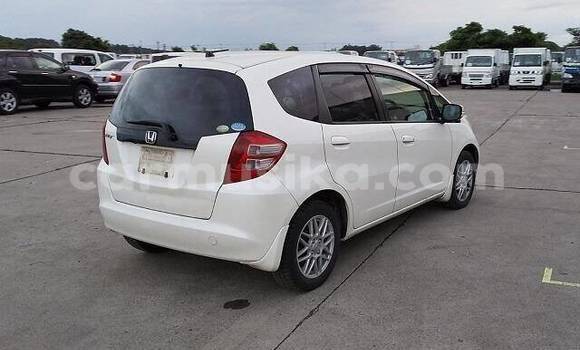 Nunua Ilio tumika Honda Fit Nyingine Gari ndani ya Beitbridge nchini Matabeleland Kusini Nunua Ilio tumika Honda Fit Nyingine Gari ndani ya Beitbridge nchini Matabeleland Kusini