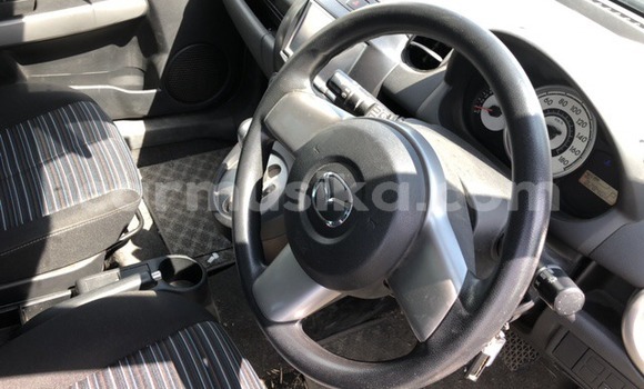 Acheter Occasion Voiture Mazda Demio Blanc à Beitbridge, Matabeleland South Acheter Occasion Voiture Mazda Demio Blanc à Beitbridge, Matabeleland South