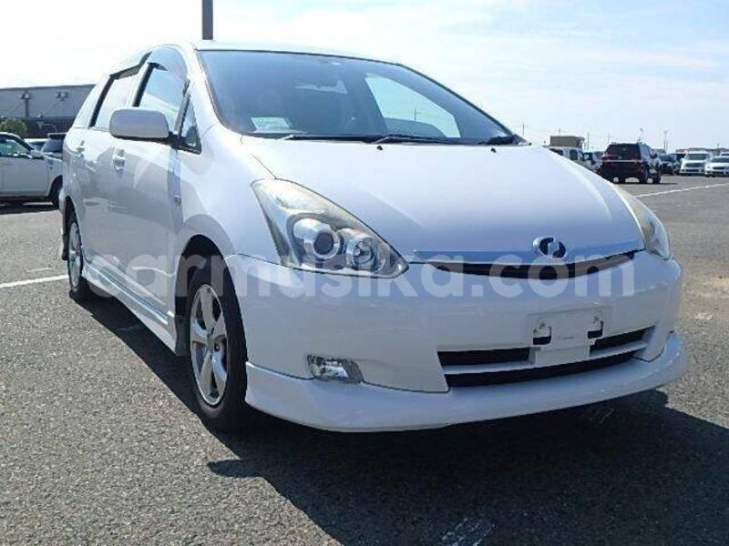 Big with watermark toyota wish matabeleland south beitbridge 25280