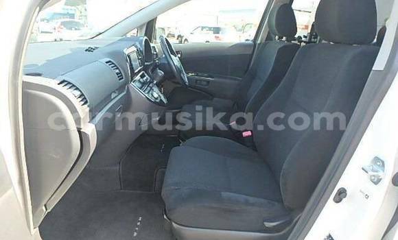 Acheter Occasion Voiture Toyota Wish Blanc à Beitbridge, Matabeleland South Acheter Occasion Voiture Toyota Wish Blanc à Beitbridge, Matabeleland South