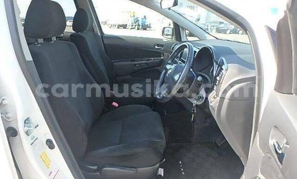 Acheter Occasion Voiture Toyota Wish Blanc à Beitbridge, Matabeleland South Acheter Occasion Voiture Toyota Wish Blanc à Beitbridge, Matabeleland South