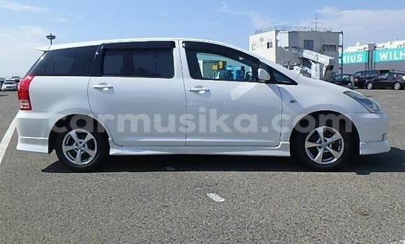 Acheter Occasion Voiture Toyota Wish Blanc à Beitbridge, Matabeleland South Acheter Occasion Voiture Toyota Wish Blanc à Beitbridge, Matabeleland South