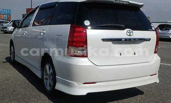 Acheter Occasion Voiture Toyota Wish Blanc à Beitbridge, Matabeleland South Acheter Occasion Voiture Toyota Wish Blanc à Beitbridge, Matabeleland South