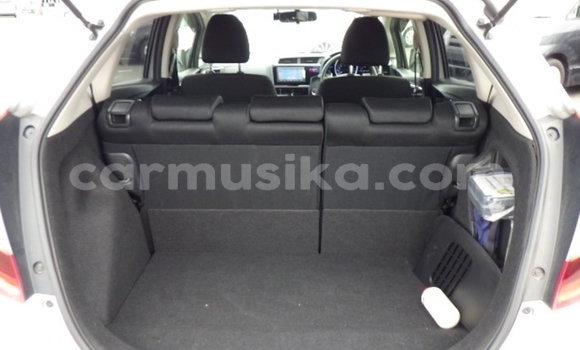 Buy Used Honda Fit Silver Car in Beitbridge in Matabeleland South Buy Used Honda Fit Silver Car in Beitbridge in Matabeleland South