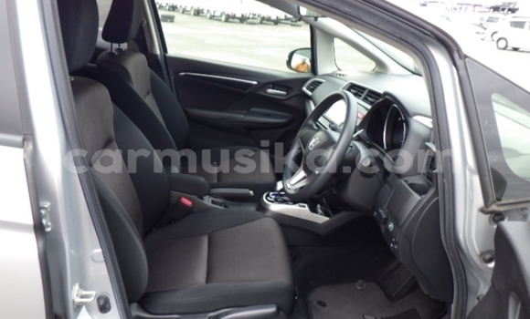 Buy Used Honda Fit Silver Car in Beitbridge in Matabeleland South Buy Used Honda Fit Silver Car in Beitbridge in Matabeleland South