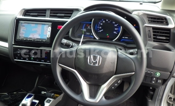 Buy Used Honda Fit Silver Car in Beitbridge in Matabeleland South Buy Used Honda Fit Silver Car in Beitbridge in Matabeleland South